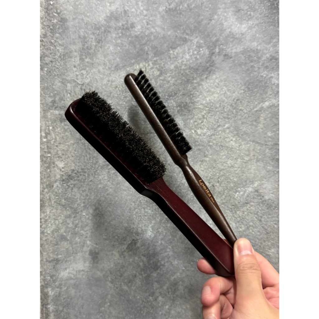 พร้อมส่ง จากไทย หวีแปรง หวีรวบผมเรียบ หวีขนหมูป่าแท้ ช่วยรวบผมตึง เก็บลูกผมให้อยู่ทรง หวีผมเรียบ ปาดผมเรียบ หวีปาาดผม - รูปที่ 3