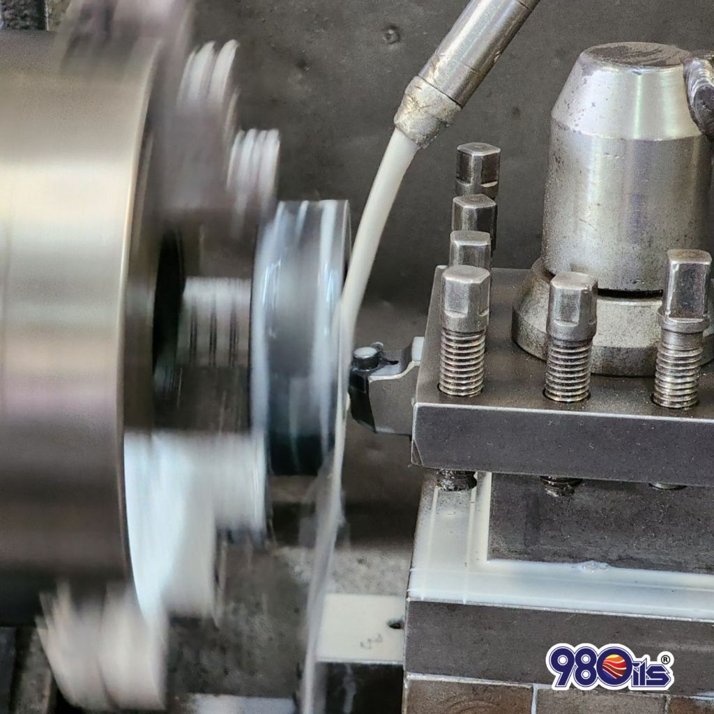 Randocut 500 น้ำยาหล่อเย็น ตัด/กลึง/เจียร ชนิดผสมน้ำเป็นสีขาวน้ำนม (Milky Type) ขนาด 18 ลิตร - รูปที่ 4