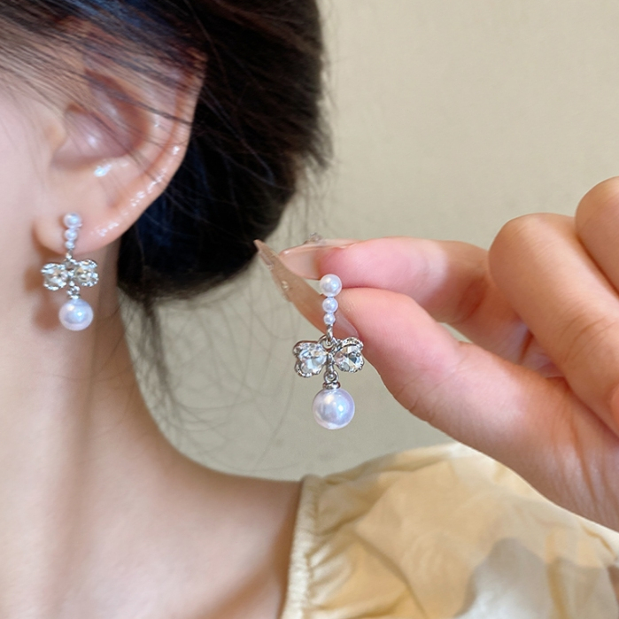 COD-ในไทย💖ต่างหูสตั๊ด Bow Pearl ละเอียดอ่อนหวาน สไตล์หรูหราแสง สำหรับผู้หญิง เครื่องประดับแฟชั่น ไม่ทําให้แพ้ง่าย-Kri