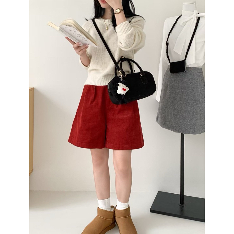 กระเป๋าSosy bag รุ่น Scottish น้องเป็นกำมะหยี่หนังกลับน่ารักมาก ถ่ายจากสินค้าจริง