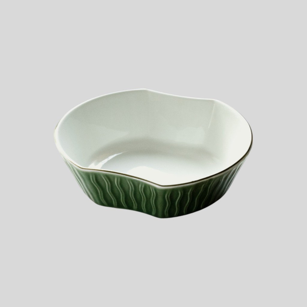 Serene ceramic ชาม ขนาด8นิ้ว เซรามิคสไตล์มินิมอล รูปร่างพิเศษ เข้าไมโครเวฟได้ เขียว