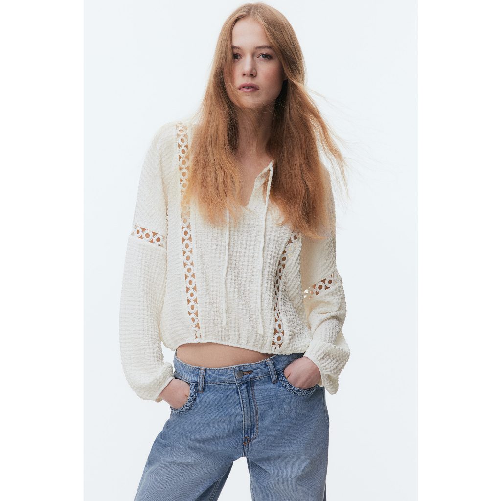 H&M(เอชแอนด์เอ็ม) เสื้อเบลาส์ผ้าฝ้ายดีไซน์พินทักท์ ผู้หญิง 1334489_1