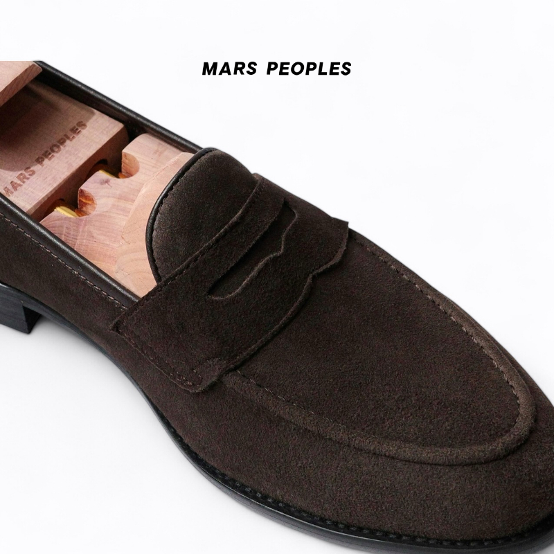 MARS PEOPLES - Unlined Penny No.3 สีน้ำตาลเข้ม หนังกลับ Suede