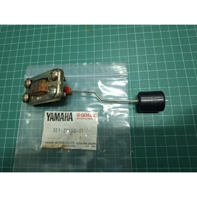 เกจ์วัดระดับถังน้ำมันเบนซิน Yamaha Y80-V50-V75-V90-Belle80 ของใหม่งานเก่าเก็บสวยๆ คุณภาพงานดี พร้อมใส่ใช้งาน
