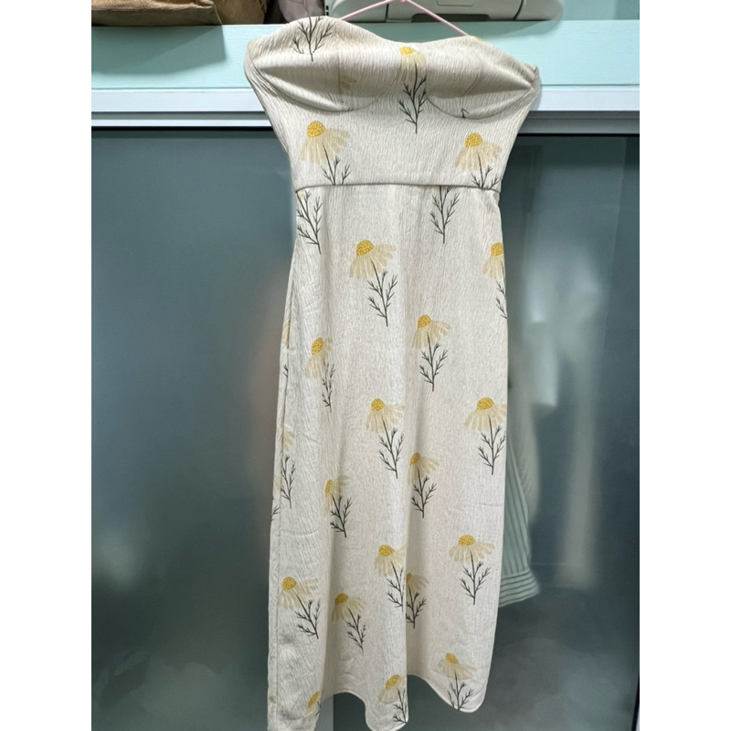 เดรสผูกคอ สีครีมของ TCSTORE.BKK ผ้าเปลือกไม้น่ารัก ลูกคุณสุดๆ ไซส์M