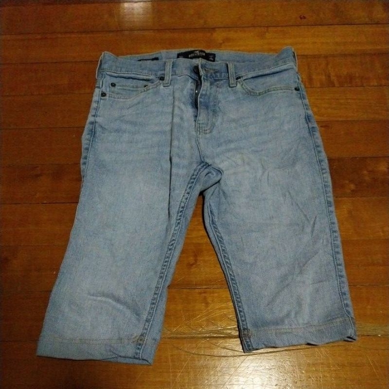 กางเกงยีนส์ขาสั้น แนวสตรีท HOLLISTER แท้ มือสอง สภาพดี ของพร้อมส่งครับ