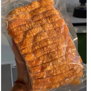 หมูกรอบสำเร็จรูป พร้อมทาน ทำสดใหม่รอเตรียมสินค้า1-2 วัน (หมูกรอบจ่านนท์)