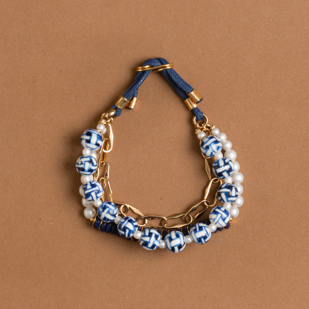 WHITE LAPIS CHAIN BRACELETสร้อยข้อมือเซรามิกหินมงคลลาปิส