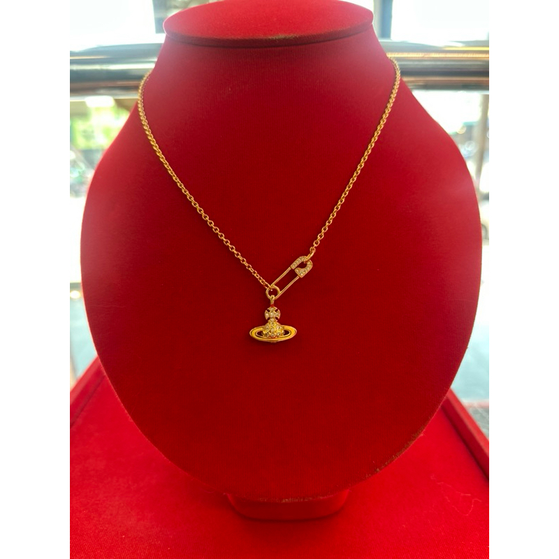 แฟชั่นสร้อยคอVIเวียน แฟชั่นสร้อยข้อมือVIเวียน แฟชั่นต่างหูVIเวียน น้ำหนัก0.1กรัม 96.5%