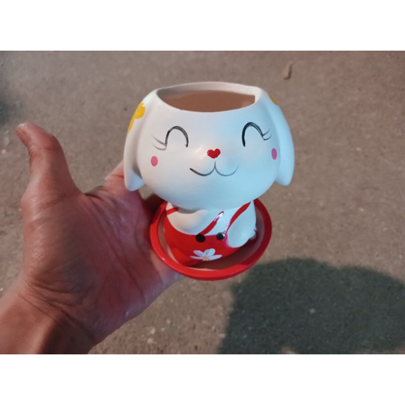 กระถางเซรามิครูปน้องแมว/น้องกระต่าย(4ชุดราคา 100 บาท)