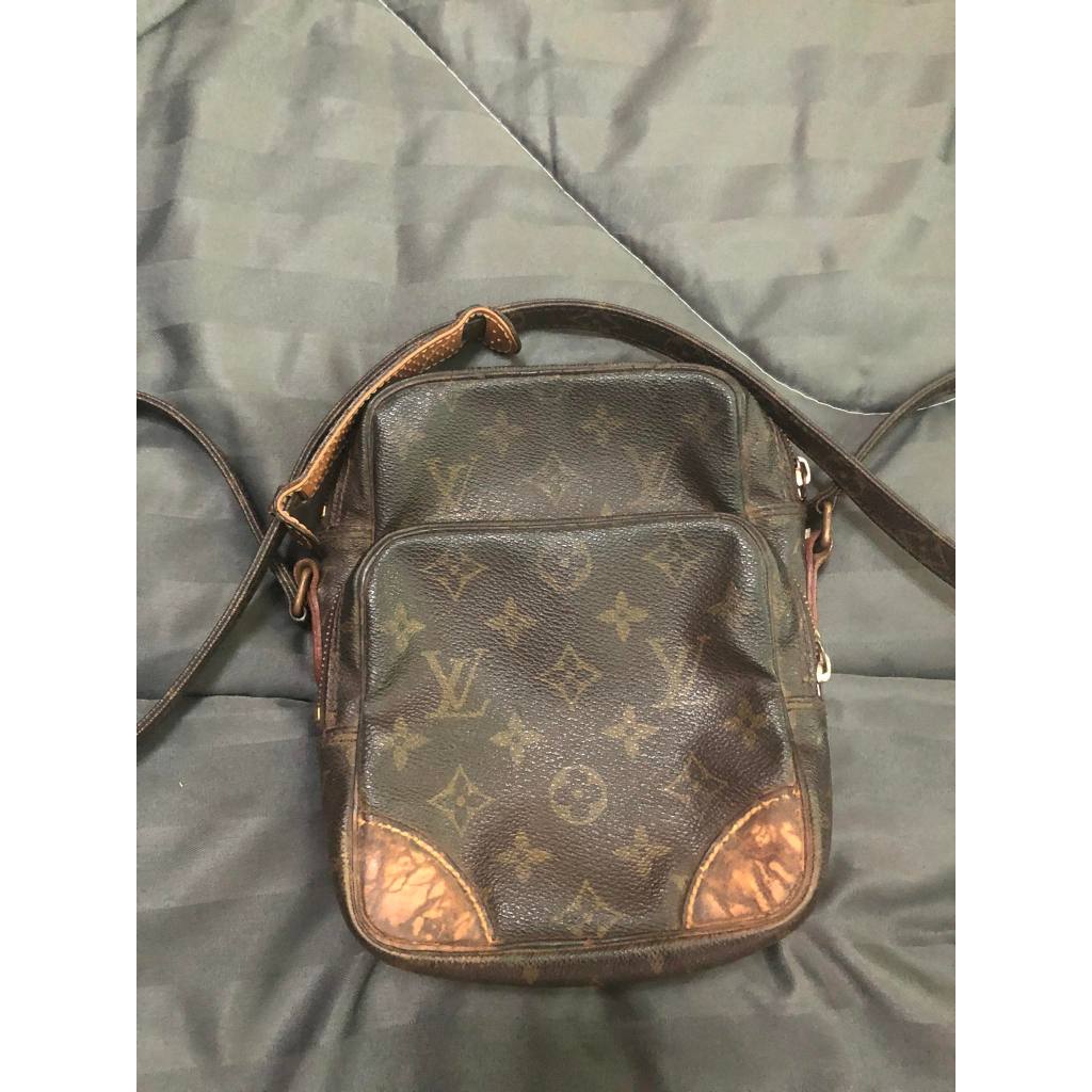 กระเป๋าสะพาย Louis Vuitton  Amazon ของแท้