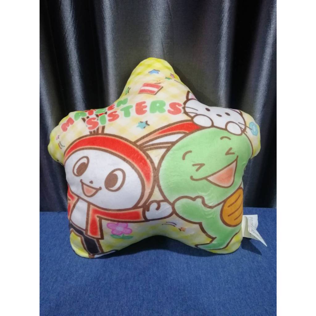 หมอน Maizen Sisters ขนาด 14x14 นิ้ว ป้ายผ้า Maizen