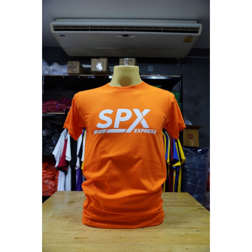 เสื้อยืดคอกลมผ้าคอตตอนแท้100% เนื้อผ้านุ่ม สวมใส่สบาย อยู่ทรงสวย มี3สี ส้ม ดำ ขาว