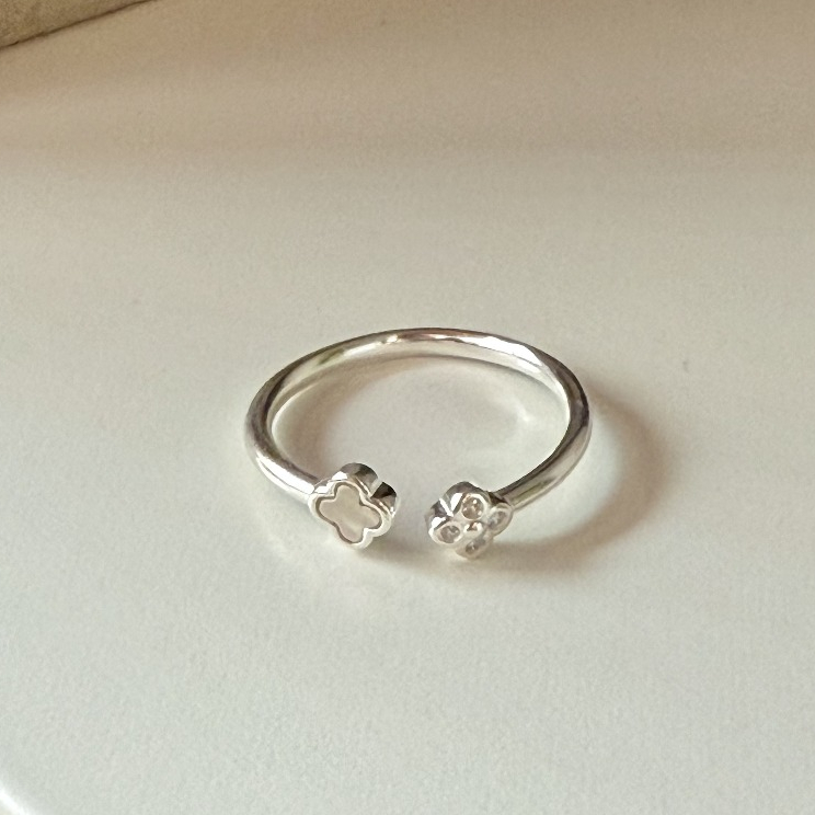 Suwann.na แหวน แหวนเงินแท้ แหวนโคลเวอร์ขาว