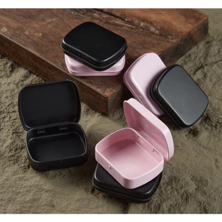 ขนาด 60x47x15 MM กล่องเหล็ก บานพับ ขอบกล่องมน มี 4 สี