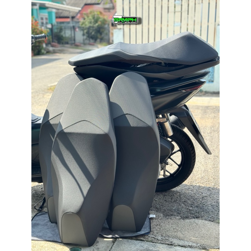 เบาะแท้PCX160 ปาดทรงกลาง  ผ้าเดิมเทาดำABS โครงแท้เดิมใส่หมวกได้
