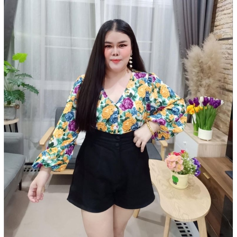 เสื้อสาวอวบลายดอกคอวีกระดุม มีสม็อคหลังแขนบอลลูน ผ้าวูลเวฟ - รูปที่ 7