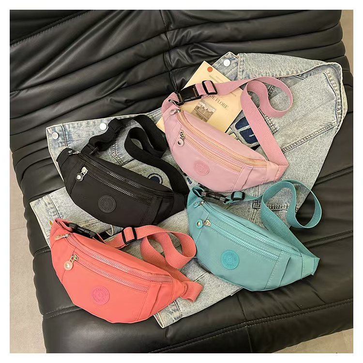 (B-1535)🔥กระเป๋าคาดอกสําหรับสตรี สไตส์นี้เท่มาก แฟชั่นมาใหม่ งานดี มีซิป แฟชั่นฤดูใบไม้ผลิ ฮิตมากตอนนี้ เรียบง่าย 12สี