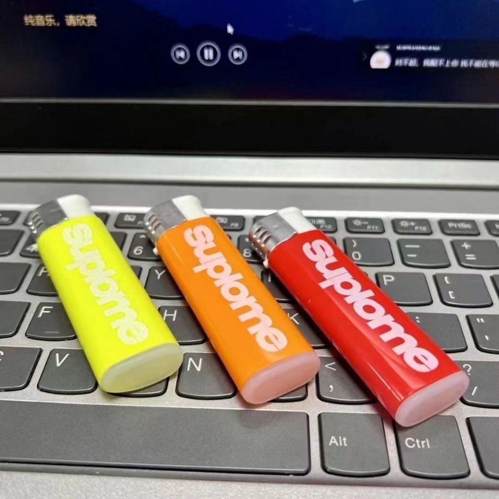 พร้อมส่งในไทย ปืนฉีดน้ำไฟแช็กรับสงกรานต์ เท่ๆ