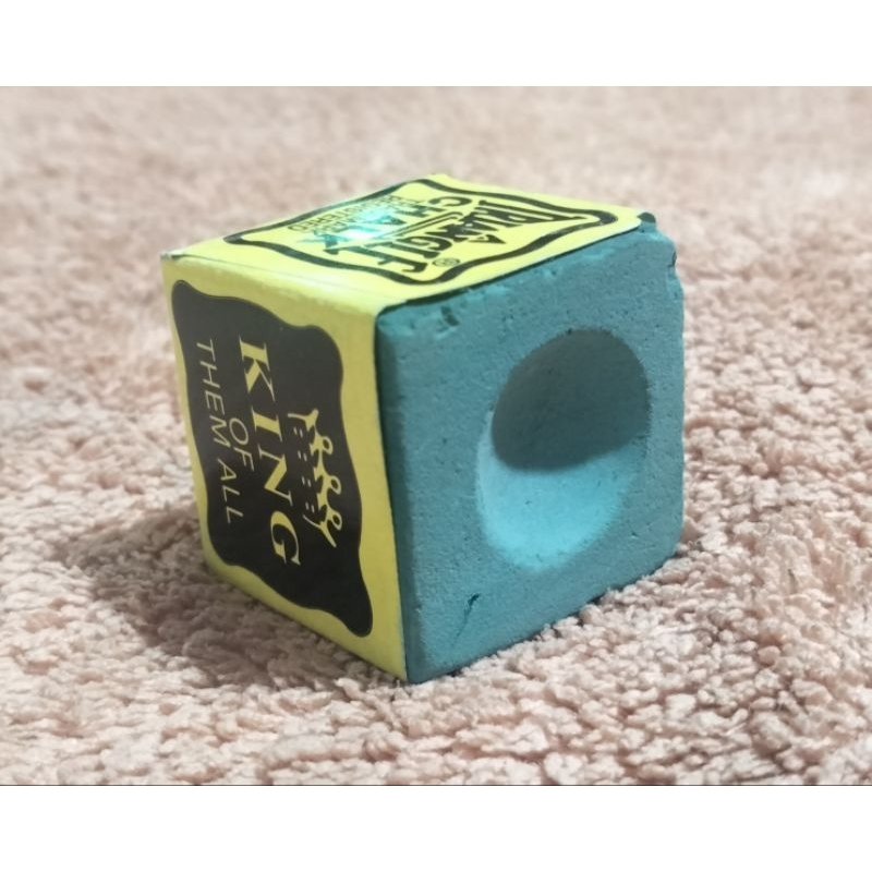 ชอร์คฝนหัวคิว " TRIANGLE CHALK " ของแท้ สีเขียวเข้ม ราคาก้อนละ100บาท