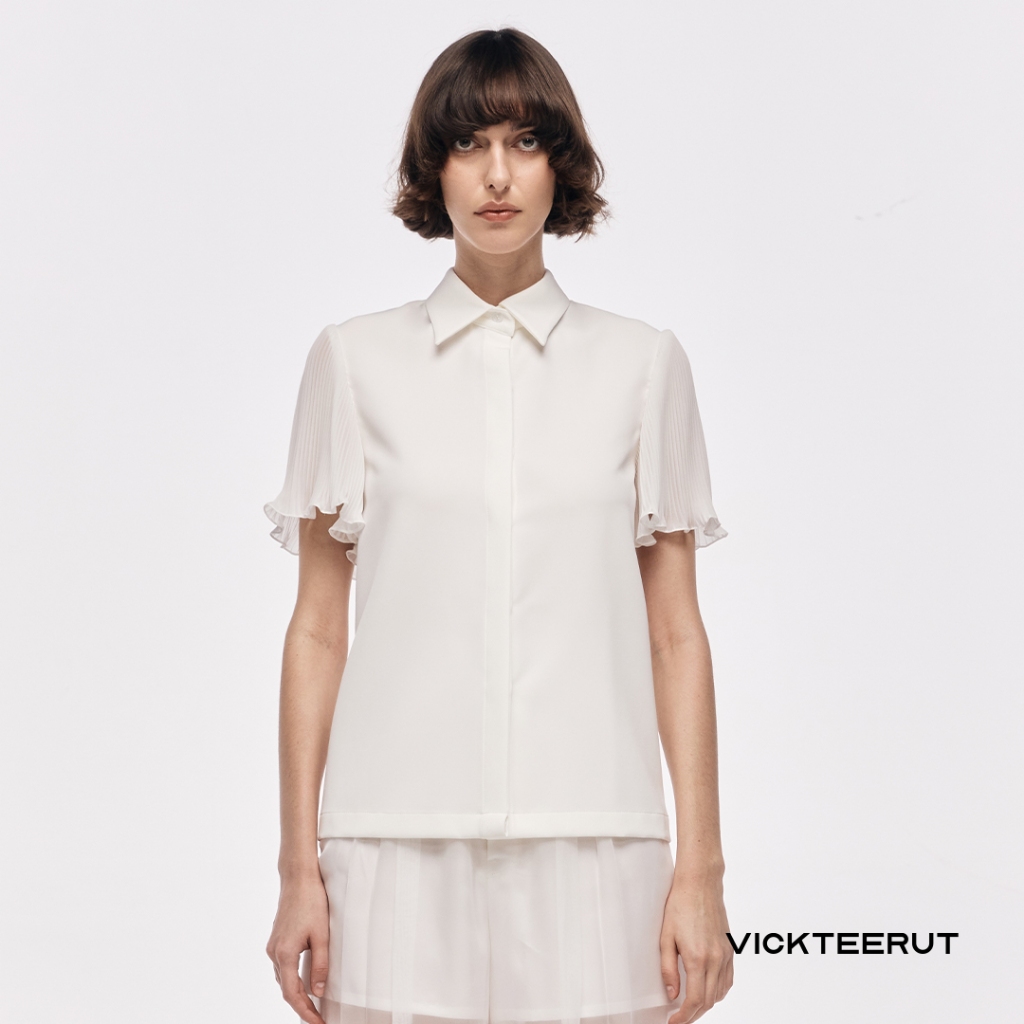 VICKTEERUT Re-Edition Pleated Sleeve Shirt เสื้อเชิ้ตแขนสั้น แขนพลีท