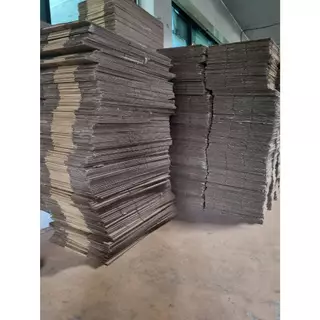 กล่องพัสดุ ลังกระดาษ มือ2สภาพดี แพ็คละ1ใบ(กล่องล็อก1) 22*28*25เซ็น