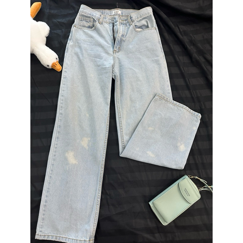 กางเกงยีนส์ สีฟ้าอ่อน Oops!! Jeans ขากระบอกใหญ่