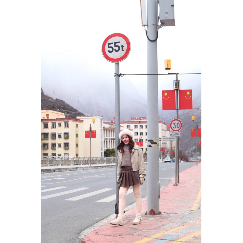 เสื้อไหมพรมสีMocha Mousse sizeS-M🤎🍂✨