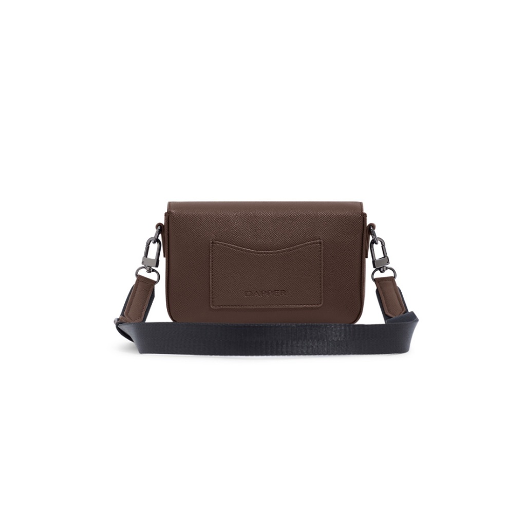 DAPPER กระเป๋าสะพายข้าง Essential Mini Crossbody Bag สีน้ำตาล (BM7/BR/1229SF1) ราคา ถูกที่สุด ดีลบีเคเค แกลเลอรีภาพที่ 4