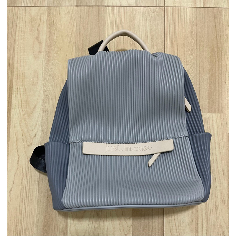 กระเป๋า just in case รุ่นBrook (มือสองสภาพดีมากกก ซื้อมาไม่ได้ใช้เลย)