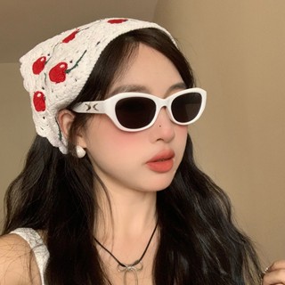 ผ้าคลุมศีรษะ ผ้าพันคอสามเหลี่ยม วัสดุถักกลวง ลายเชอรี่  สไตล…