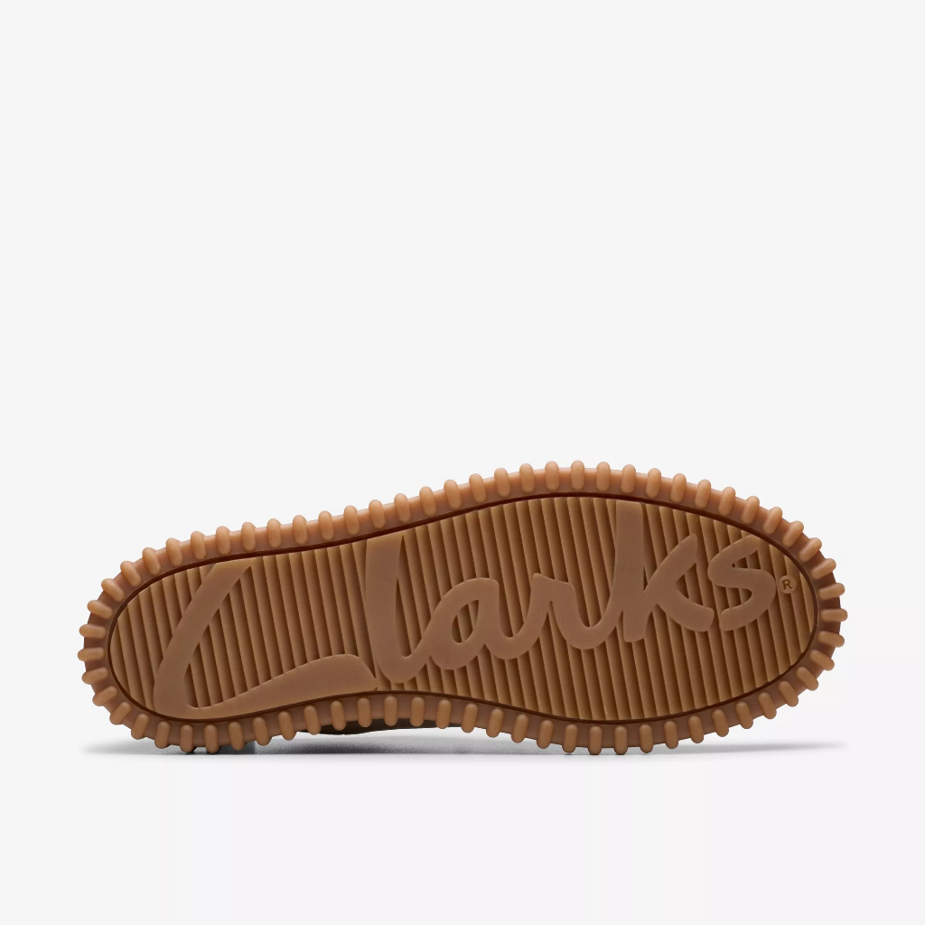 Clarks รุ่น TORHILL LO สี ECRU SUEDE รองเท้าผ้าใบผู้ชาย รองเท้า SNEAKER (รองเท้าสนีกเกอร์) หนังกลับ คุณภาพดี ใส่สบาย