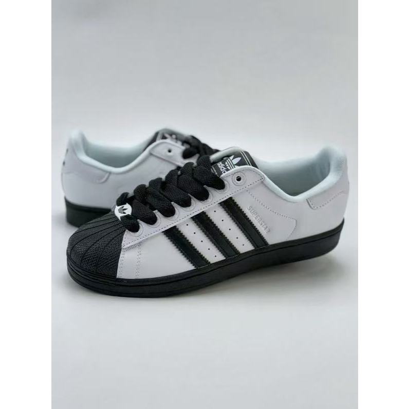 Adidas Originals Superstar รองเท้าผ้าใบหัวเปลือกหอยมีสไตล์และสะดวกสบาย JI0124XQ