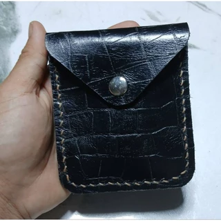 กระเป๋าV.3 หนังวัวอัดลายจระเข้ สูง 11ซม กว้าง 9ซ.ม.