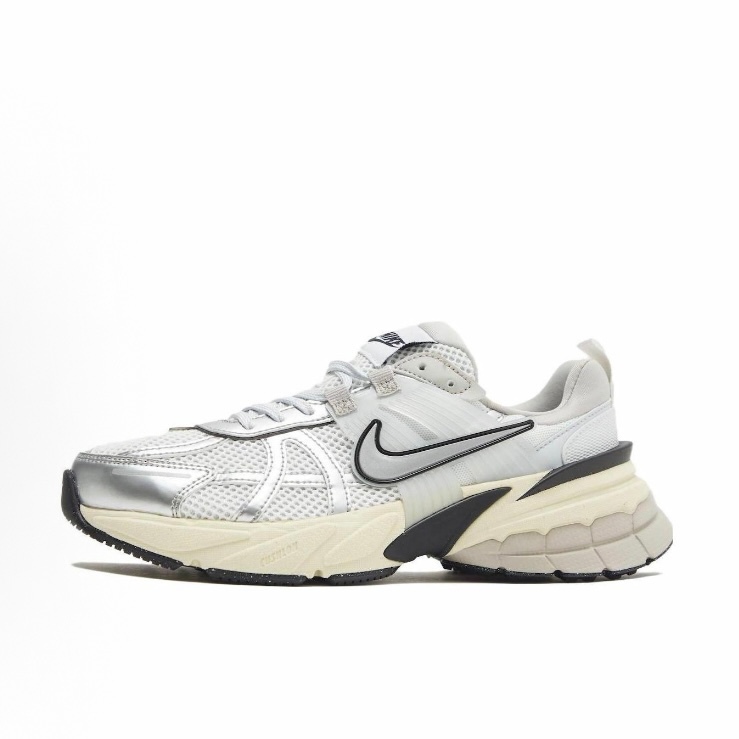 รองเท้าผ้าใบ Nike V2K Run Women Sneakers ของแท้100%