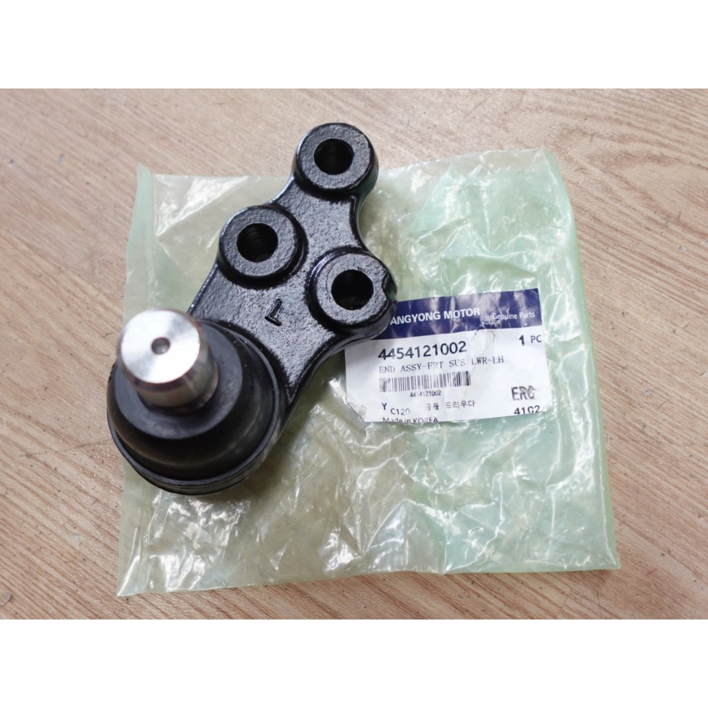 ลูกหมากปีกนกหน้าตัวล่าง SSANGYONG Stavic I SV200 SV270