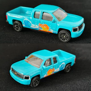 โมเดลรถเหล็ก Majorette - Chevrolet silverado ECH 1/71 รถกระบะ ยาว 8cm. ไม่มีแพ็ค