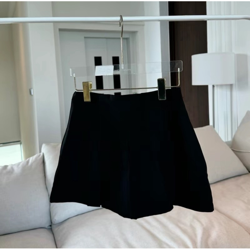 กระโปรงเทสนิส แบรนด์ phomthong สีดำ