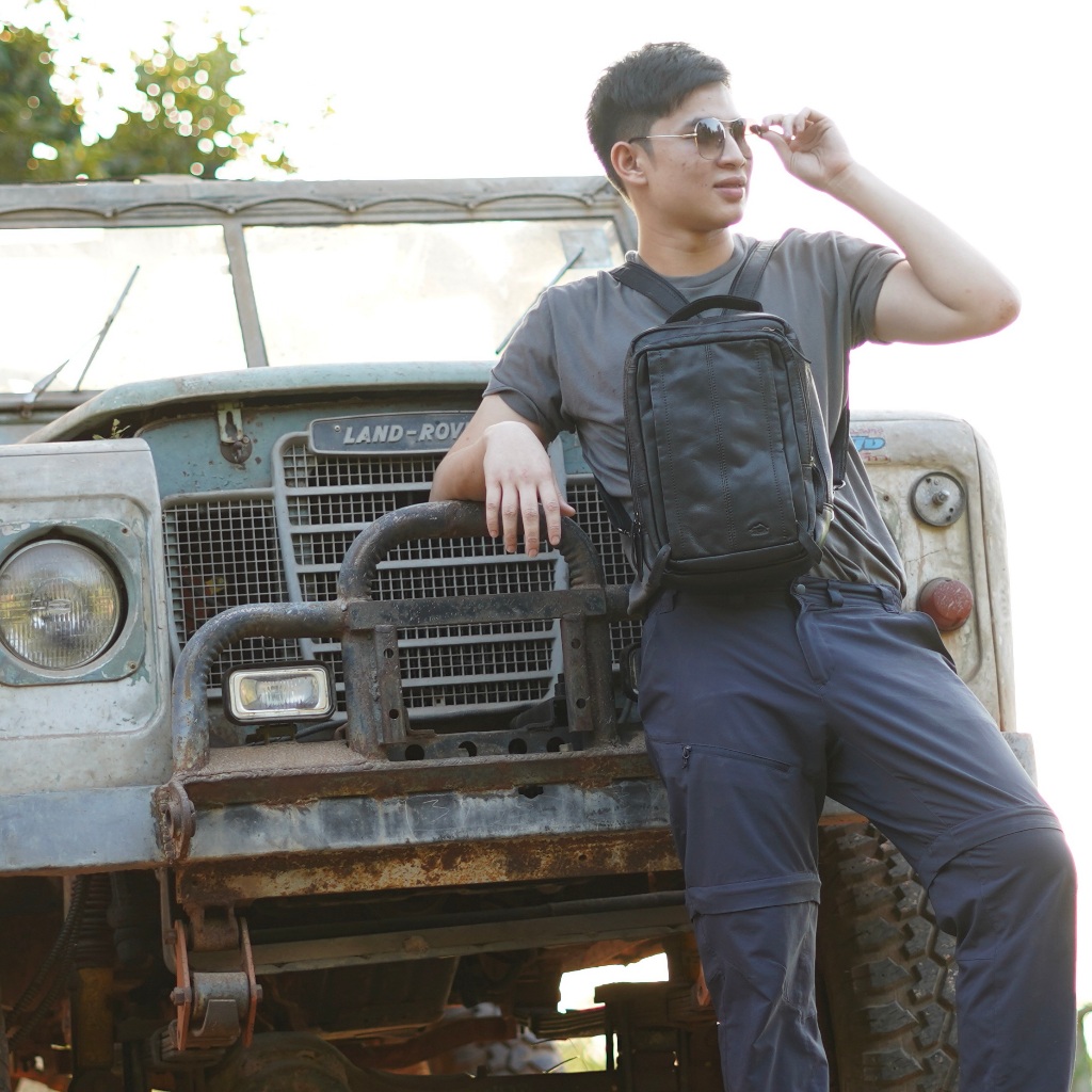 กระเป๋าเป้ผู้ชาย สีดำ รุ่น B-BK-215
