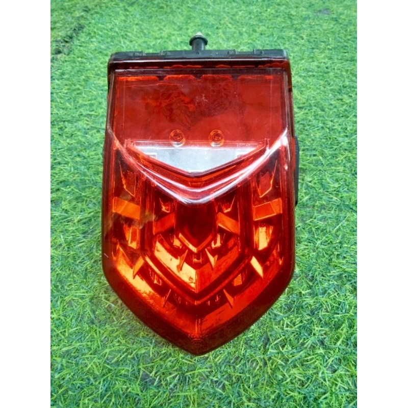 ไฟท้าย สำหรับใส่รถจักรยานยนต์ LIFAN ( LF110-26c )