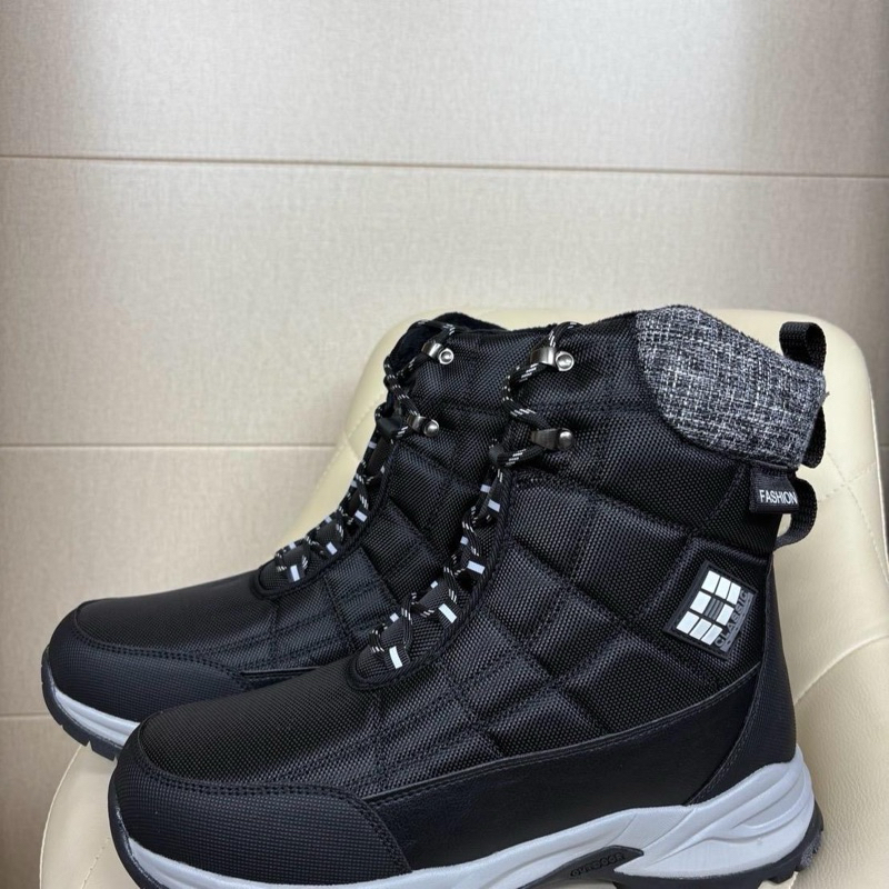 Crazy Snow รองเท้าลุยหิมะสำหรับู้ชาย บุขนหนา พื้นกันลื่น รุ่น Reacher Snow boots