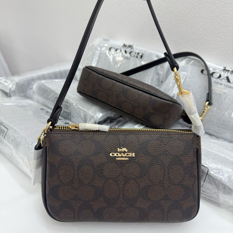 💚แท้💯 พร้อมส่ง💚 COACH NOLITA 19 IN SIGNATURE CANVAS CW426