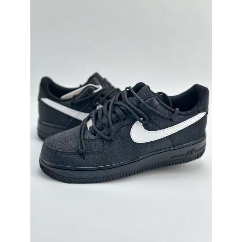 Nike Air Force 1 Low 07 รองเท้าผ้าใบลำลองที่ทันสมัยและสะดวกสบาย ZH0316- 032