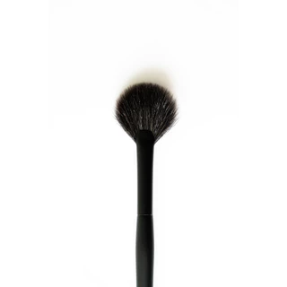 009 Highlight Brush – แปรงไฮไลท์ขนแพะแท้ พรีเมียม นุ่ม ฟุ้ง เบลนด์ง่าย!