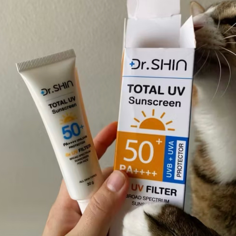 (กันแดด199฿เนื้อบางเบา) ใช้ได้ทุกสถานการณ์ ไม่เหนอะหนะ SUNSCREEN Dr.SHIN (TOTAL UV and EXTRA UV) 30g
