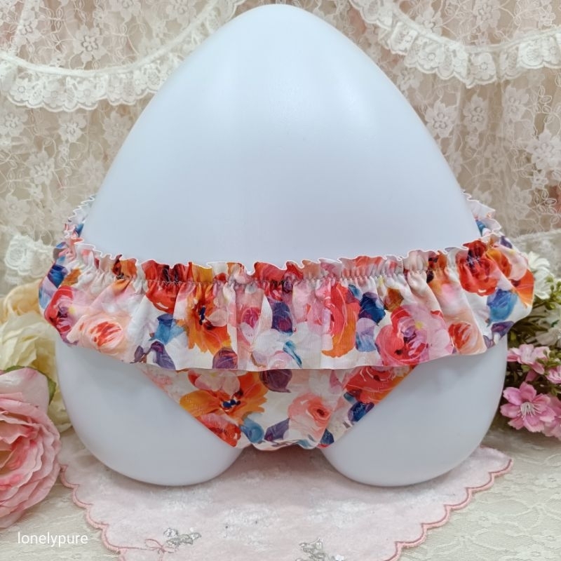 Size : M เอว 22-32 สะโพก 34-37รายละเอียด : กางเกงว่ายน้ำ

Price : 130 THB

Bikini , บราบน , บราล่าง 