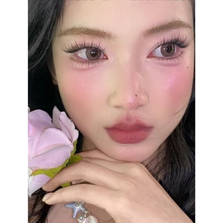 ขนตาปลอม รุ่น W-56 ขนตาแบบ 3D ความยาว 11 mm. ยาวนุ่ม ไม่แข็ง แกนเอ็นบางใส ความงอน เป็นธรรมชาติ ติดง่าย ทนทาน ใส่สบายตา