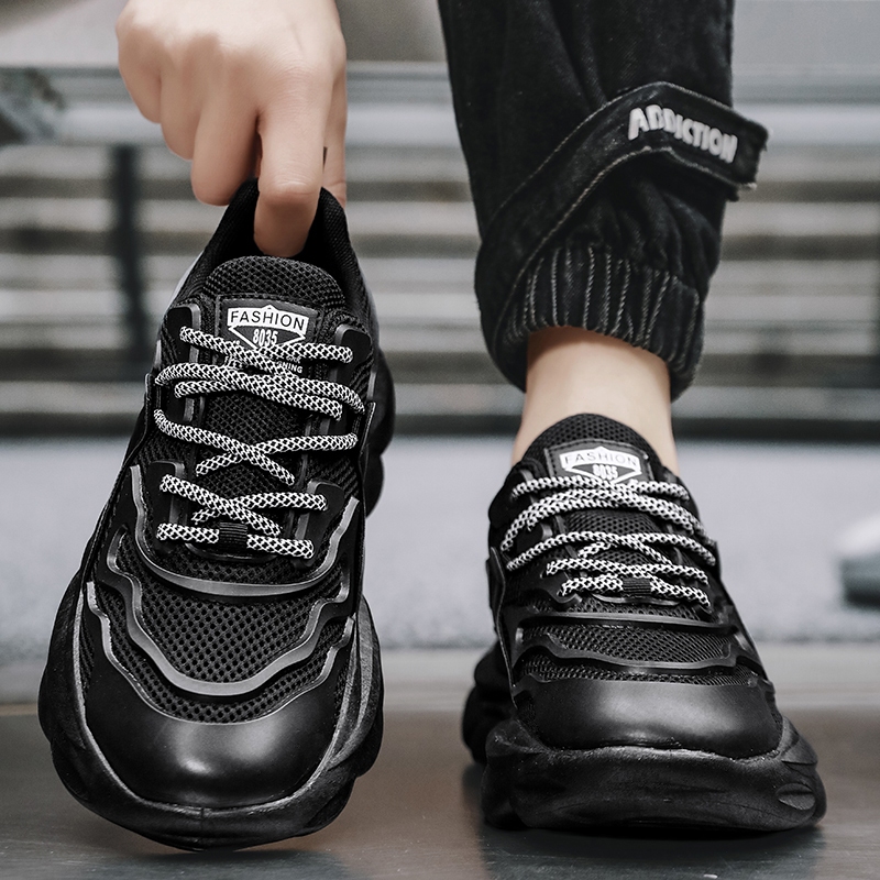 【Venous】2025 รองเท้าผู้ชายสีขาวแบบเป็นกันเอง รองเท้าผู้ชายน้ำหนักเบา รองเท้าผู้ชายแบบตัดต่ำ ยาง รองเท้าผู้ชายแบบสบายๆ