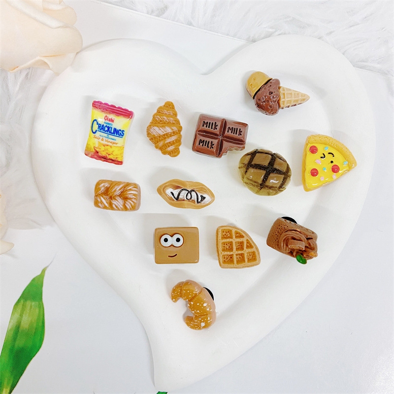 Tnicoo พร้อมส่ง ตัวการ์ตูนติดรองเท้าแฟชั่น มีหลายลายสุดน่ารัก สีสวยละมุน ติดแล้วแบ๊วสุด ไม่อยากพลาดกดสั่งเล๊ยย เค้ามีห