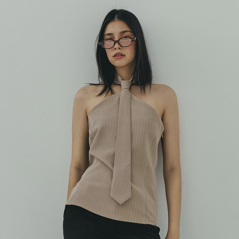 whatweartodayy pinstripe tie top